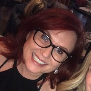 Meet your Posher, Christine